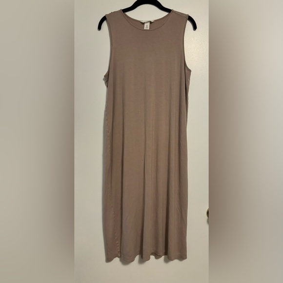 H&M Dresses & Skirts - Brown Midi Tank Dress